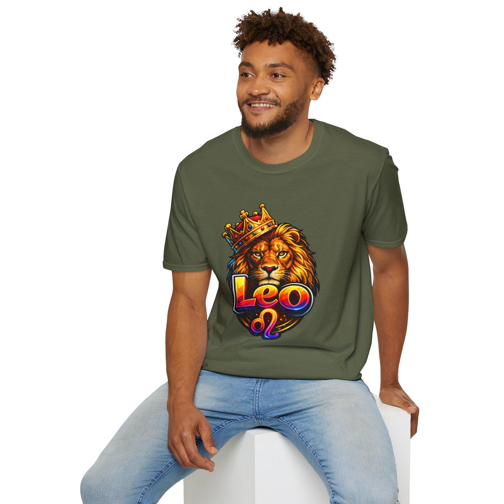 Leo King Graphic T-Shirt | Zodiac Lion Crown Tee