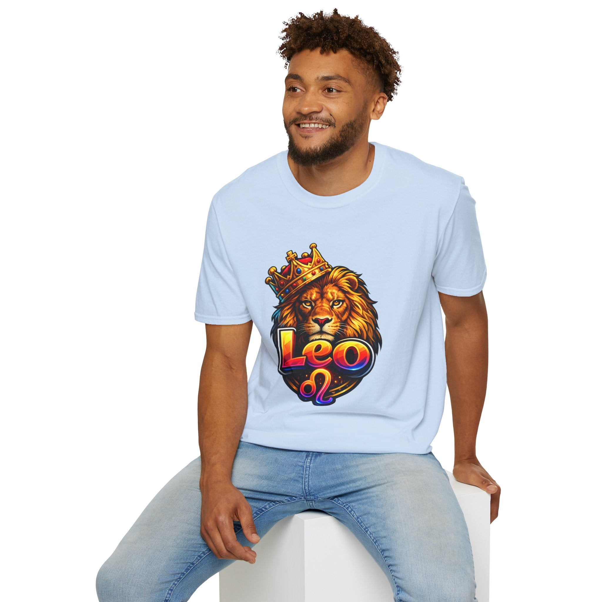 Leo King Graphic T-Shirt | Zodiac Lion Crown Tee