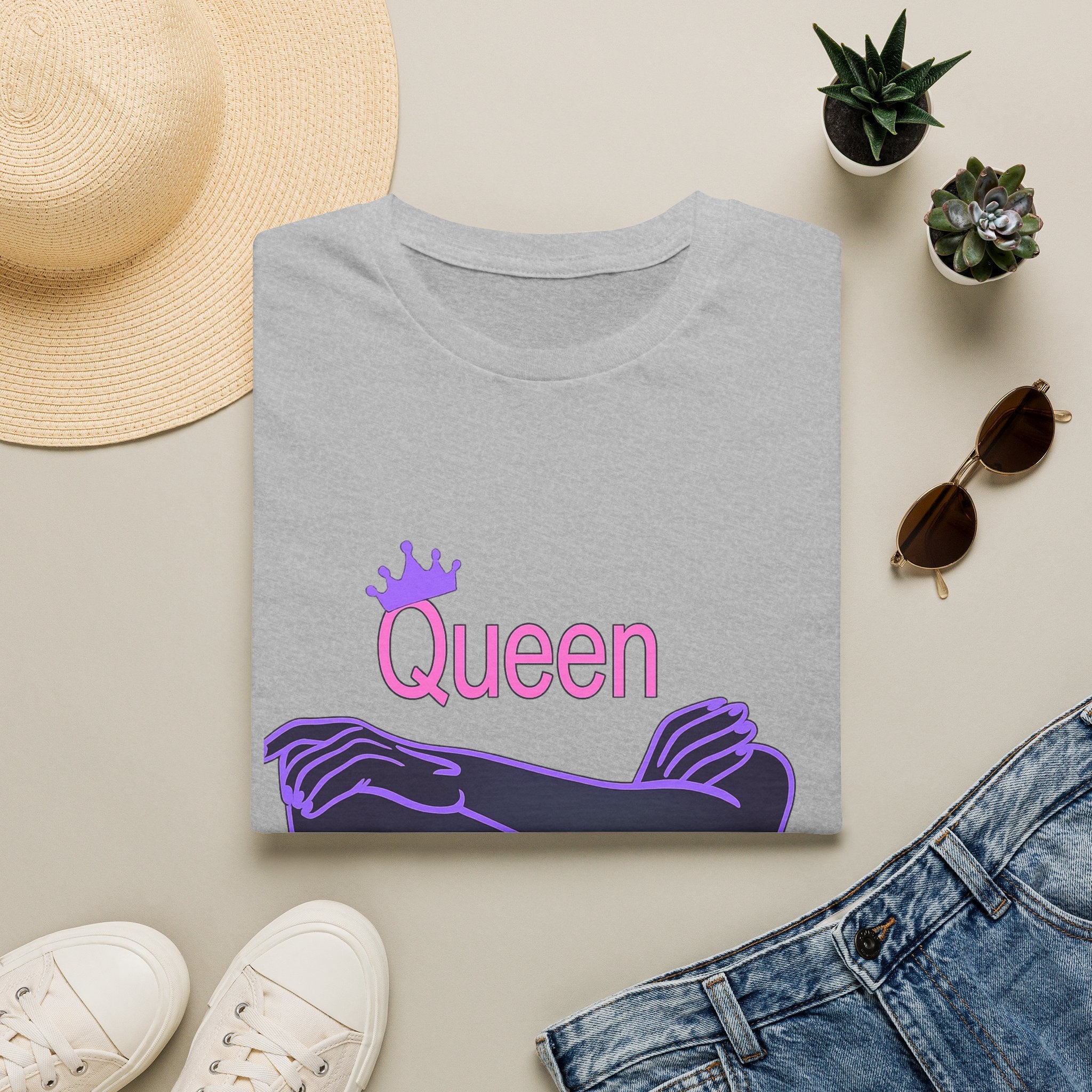 Queen Mentality Graphic T-Shirt