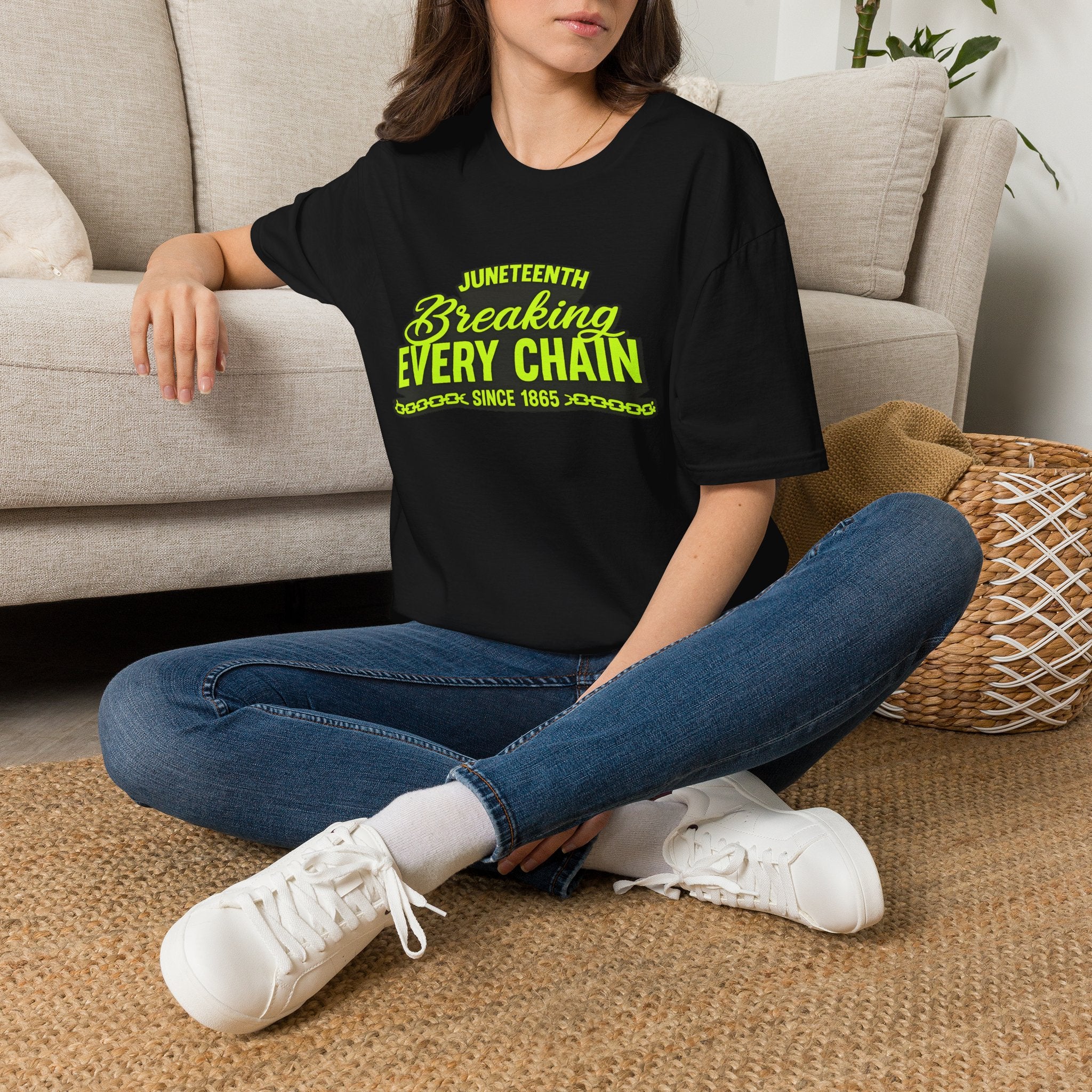 Juneteenth – Breaking Every Chain Since 1865 Graphic T-Shirt