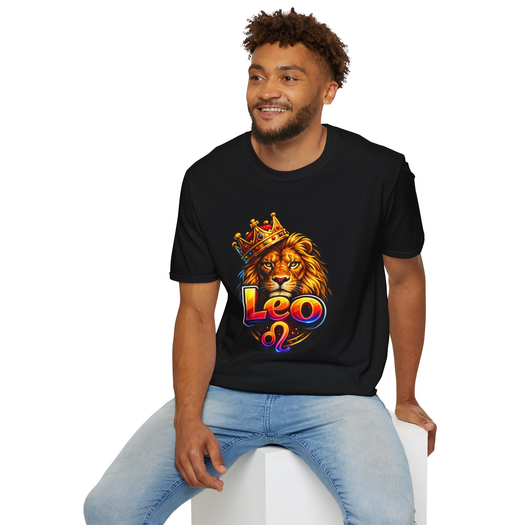 Leo King Graphic T-Shirt | Zodiac Lion Crown Tee